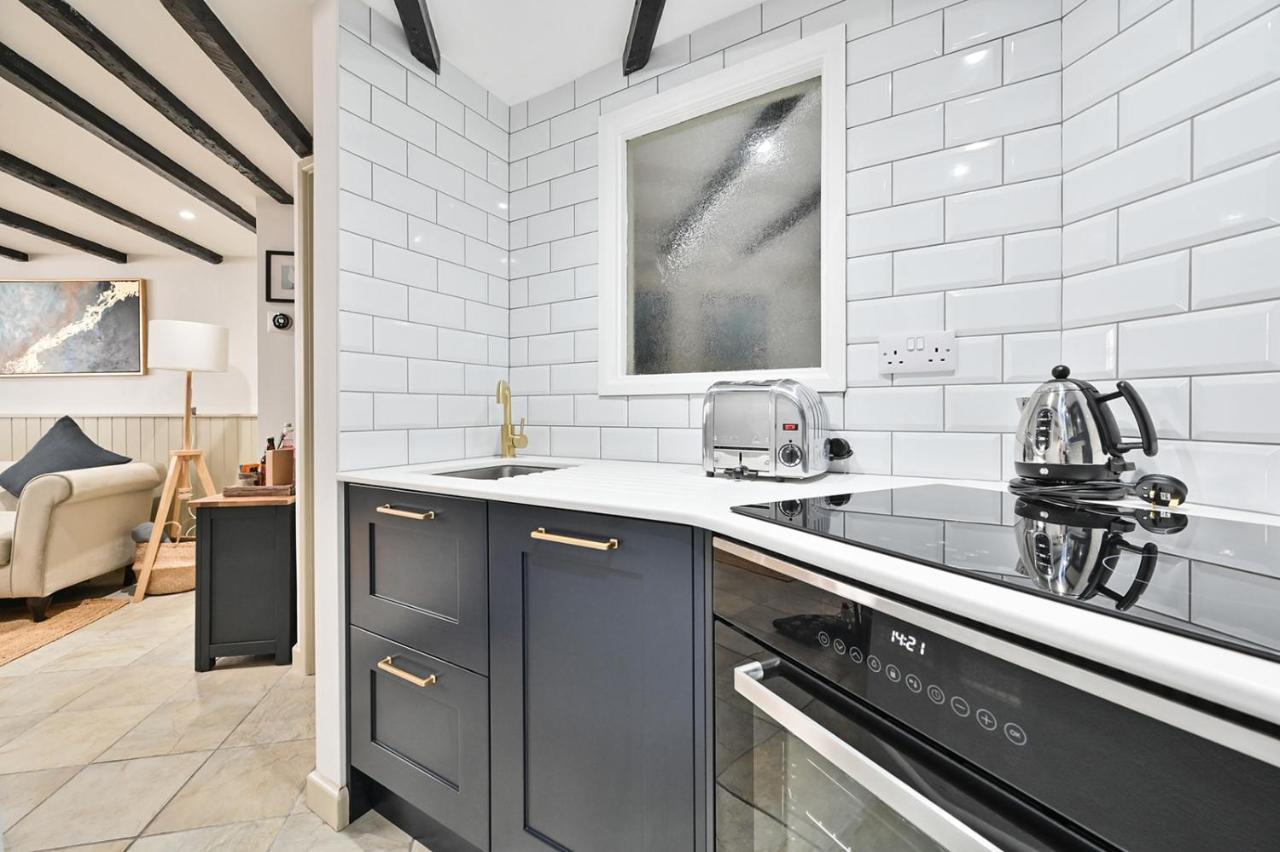 Luxury Couple'S Getaway With River Views And Parking Polperro Exterior photo